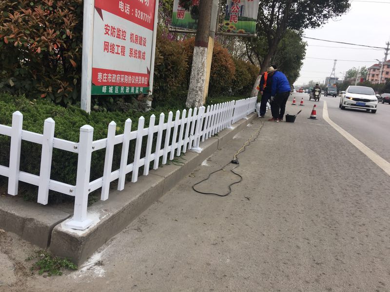 锌钢草坪护栏安装准备及注意事项