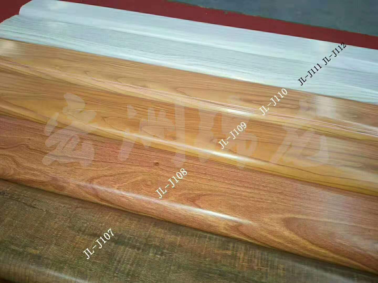可以选择您喜欢的木纹锌钢护栏