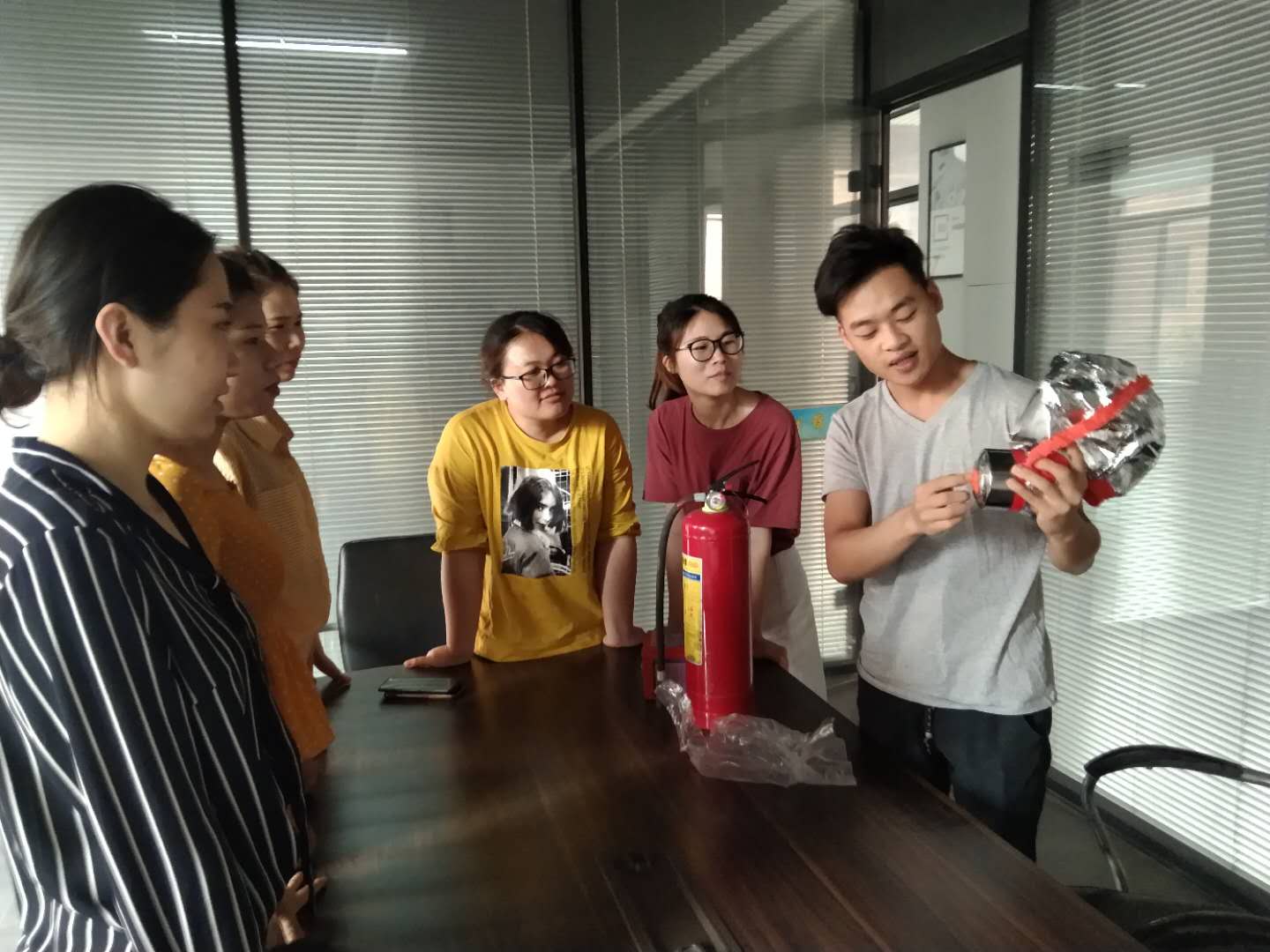 宏洲锦龙安全教育培训